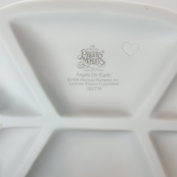 Precious Moments Porcelain,1996 Vtg Retire ANGEL ON EARTH, Boy & snow angel - Picture 8 of 13